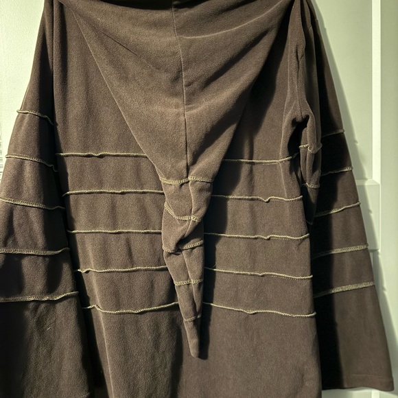 Gypsy Rose Handmade Brown Long Fleece Coat with Pointed Hood - Picture 4 of 4